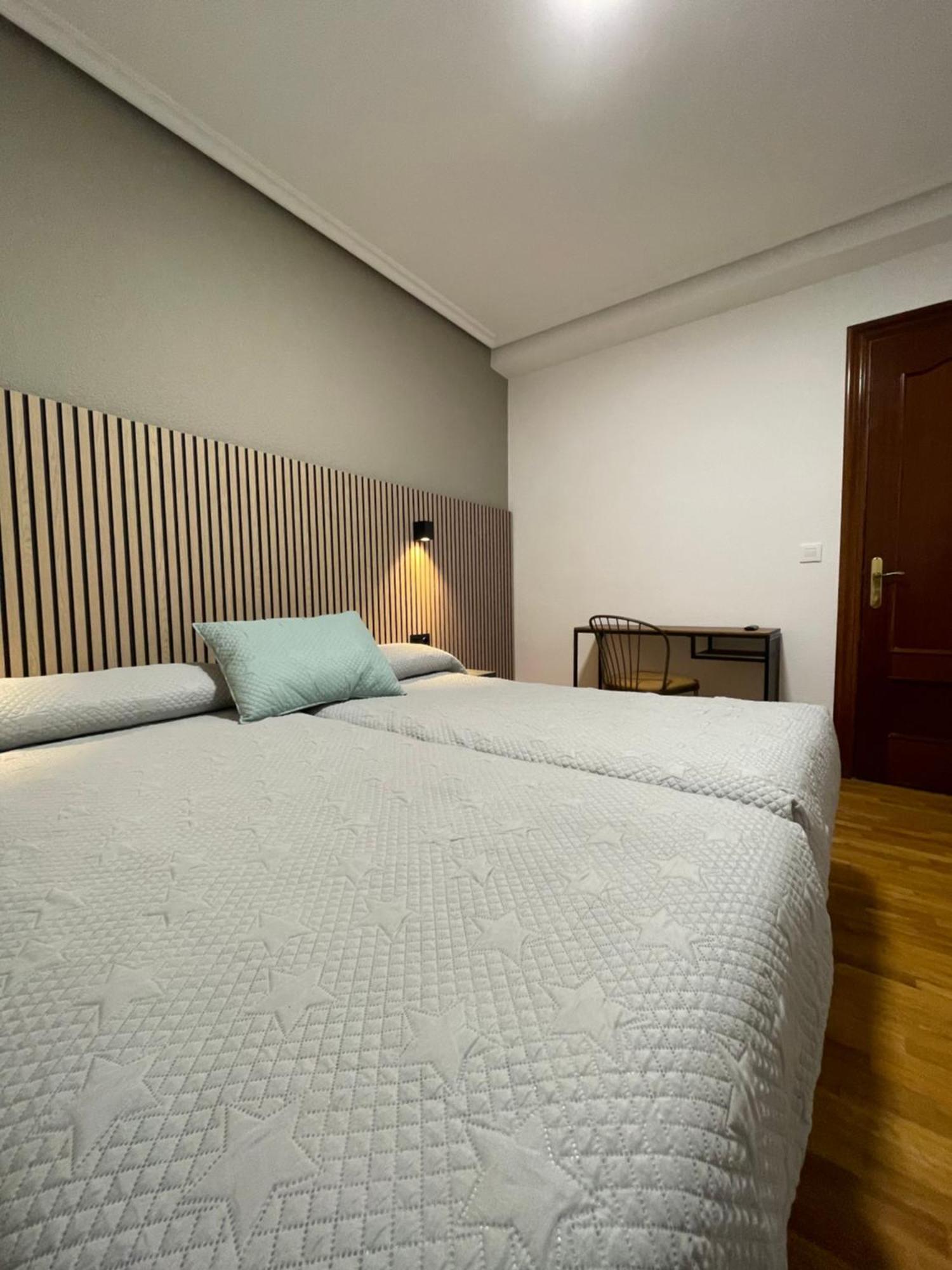 Pension La Encina Santo Domingo De La Calzada Luaran gambar