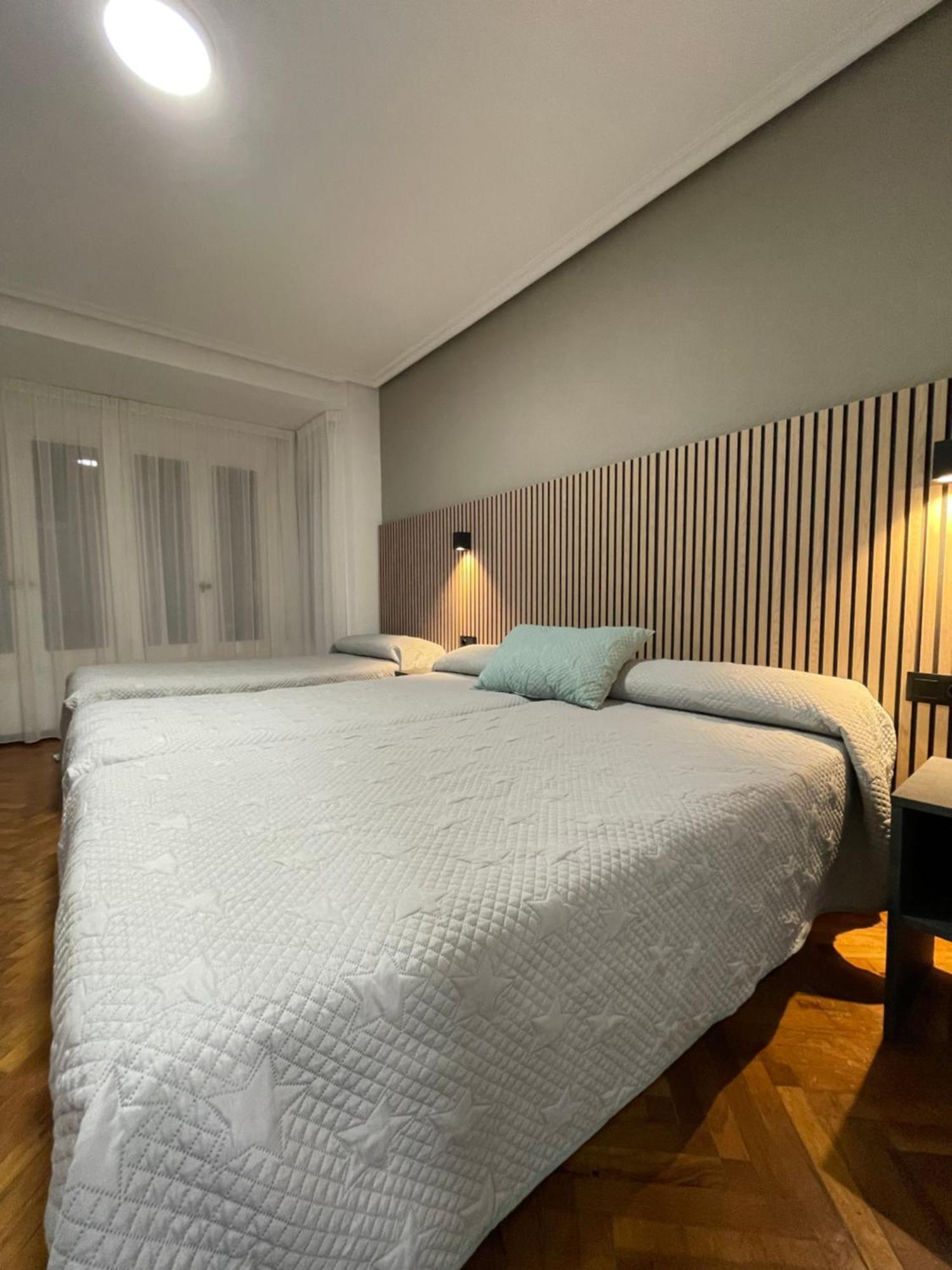 Pension La Encina Santo Domingo De La Calzada Luaran gambar