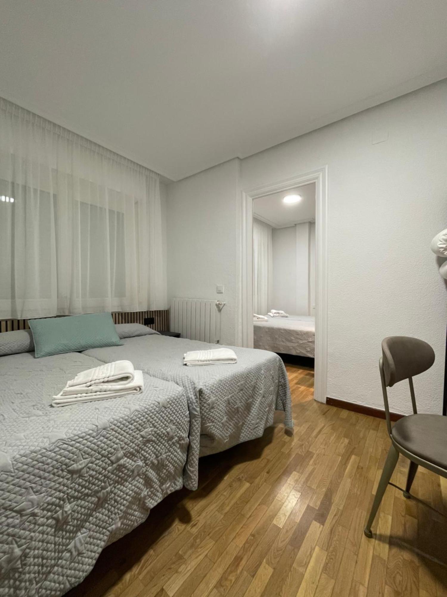 Pension La Encina Santo Domingo De La Calzada Luaran gambar