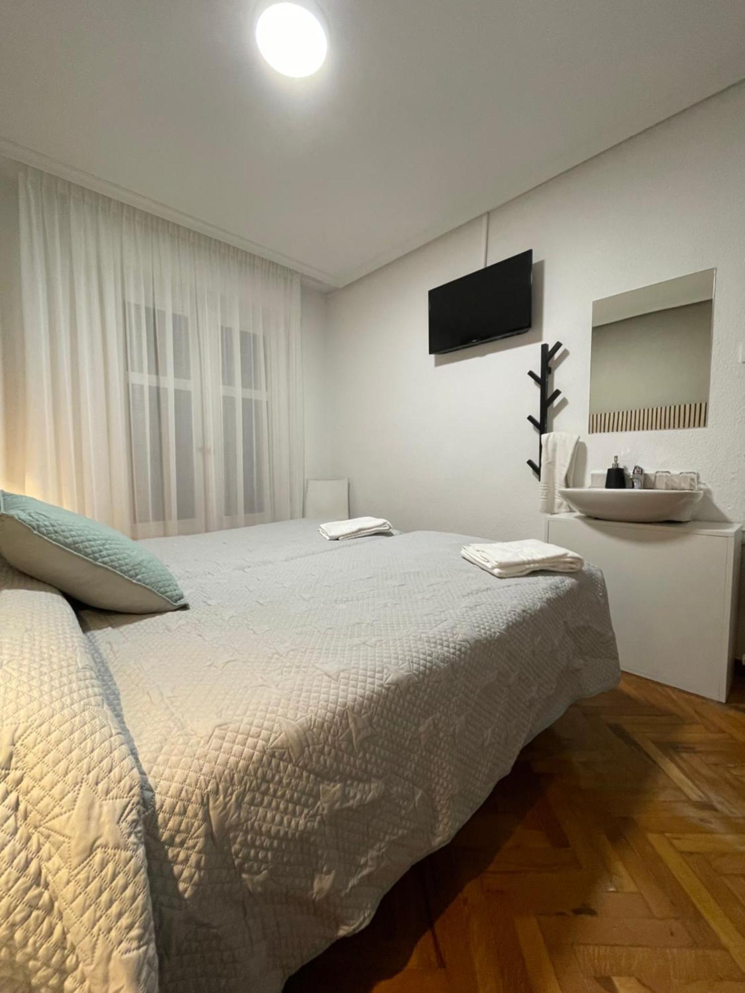 Pension La Encina Santo Domingo De La Calzada Luaran gambar